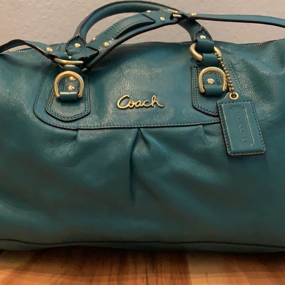 New without tag leather Coach satchel